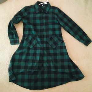 Black & Green Plaid Hi-Low Button Up Dress!!